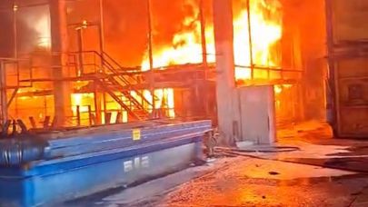 Aliağa’da fabrika yangınına İzmir İtfaiyesi müdahale etti