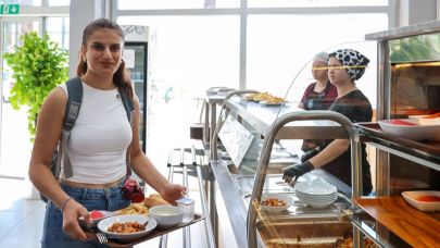 Buca Belediyesi Öğrencilere Bütçe Dostu İmkanlar Sunuyor