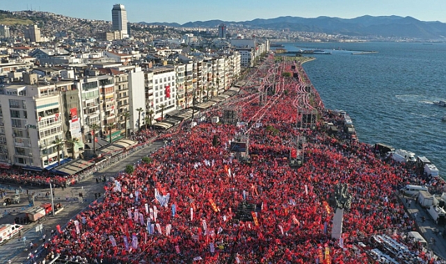 Miting Alanına Değil, Gönüllere Kaç Kişi Sığdı?