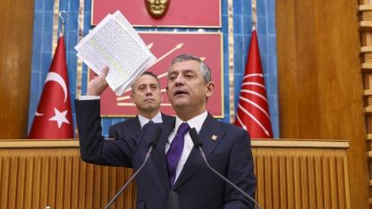 Özgür Özel’den nadir toprak mitingi ve bütçe eleştirisi