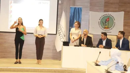 Sağır kadınlar drama atölyelerinde buluştu