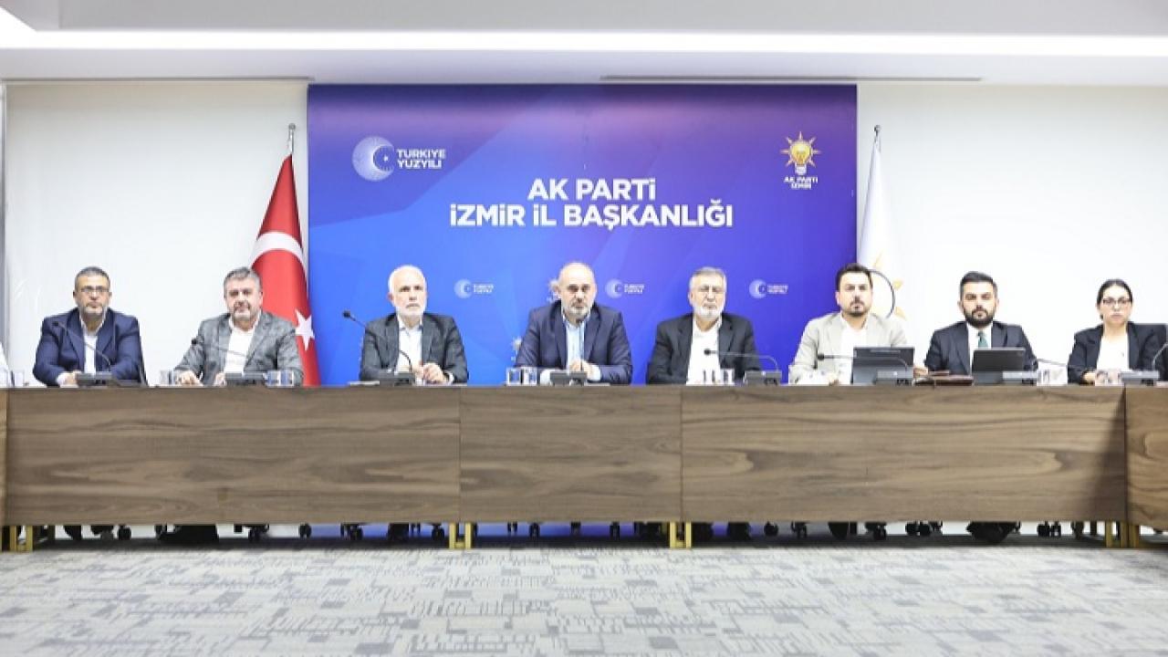 AK Parti İzmir’de Yerel Yönetimler Masada!