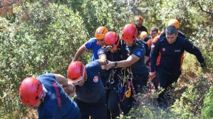 Balçova Terapi Ormanları’nda zorlu kurtarma operasyonu