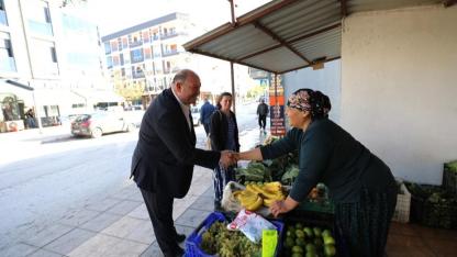 Başkan Çiçek Esnafın Nabzını Tuttu