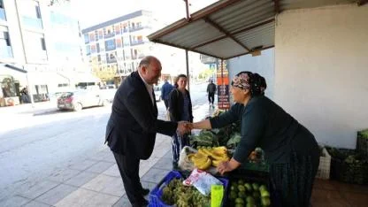 Başkan Çiçek Esnafın Nabzını Tuttu