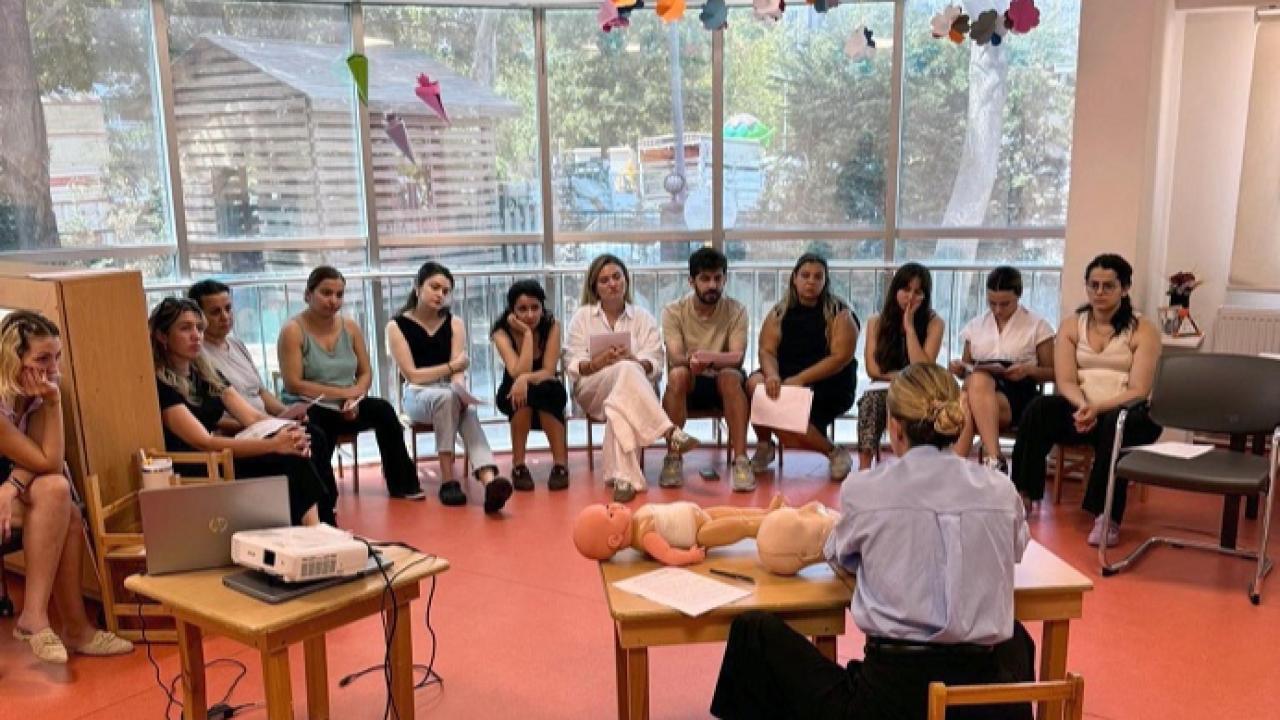 Bayraklı’da Anaokulu Öğretmenlerine Hayat Kurtaran Eğitim