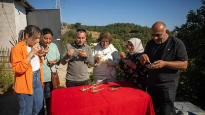Bornova’da  Bal Hasadı Sevinci