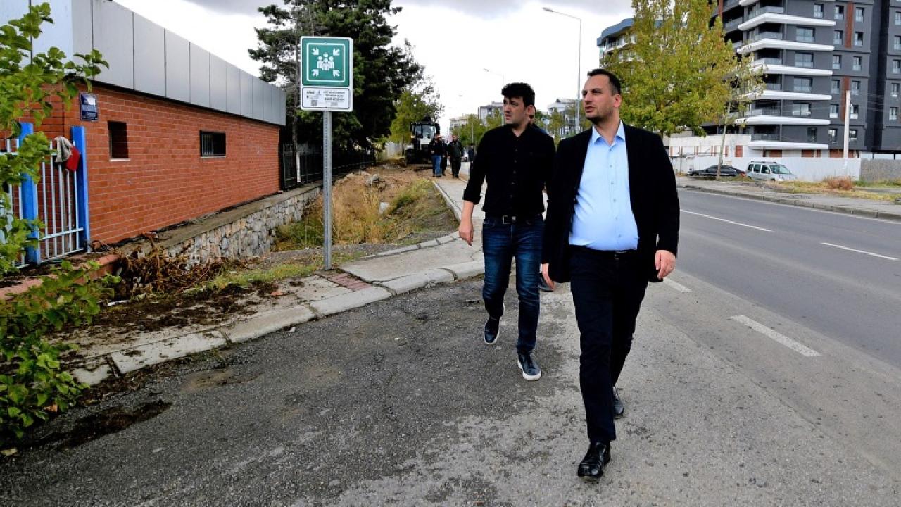 Bornova’da Öğrencilere Güvenli Ulaşım