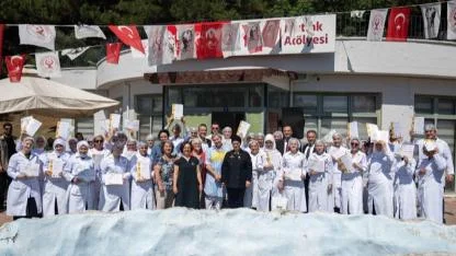 Bornova’dan Tatlı Başlangıç: Kadınlara İstihdam Garantili Kurs