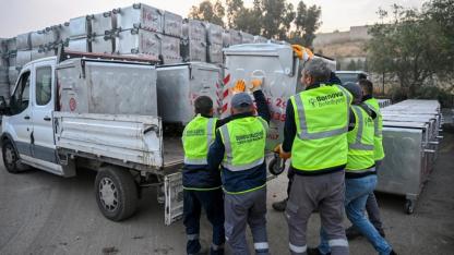 Bornova’ya 1000 Yeni Çöp Konteyneri