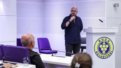 Buca Belediyesi’nden Zeytin Üreticilerine Budama Eğitimi