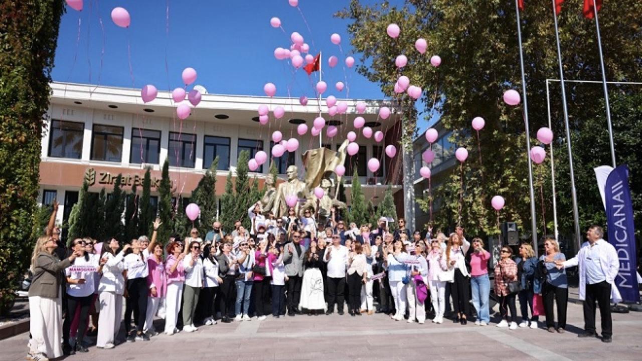 Çeşme’de Sağlığa Pembe Yürüyüş