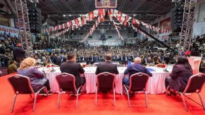 CHP İzmir’de 20 il ve ilçe başkanı kurultay delegesi olamadı: Sebep ne?