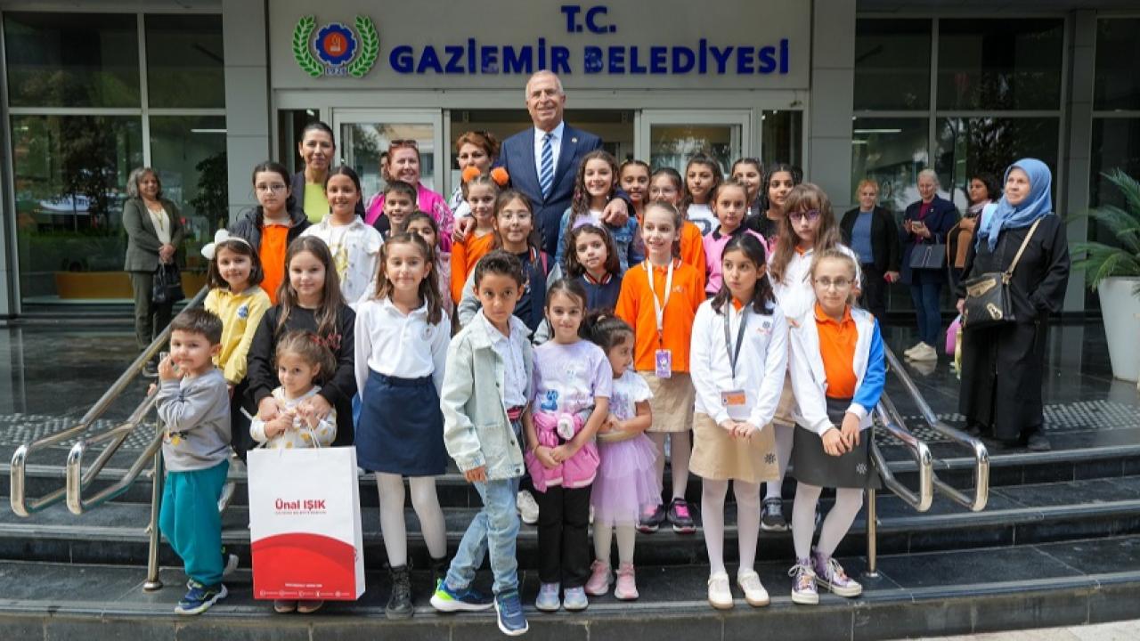 Gaziemirli Çocuklardan Suya Dikkat Çeken Resimler