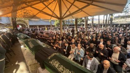 Gebze’de yıkılan binada hayatını kaybeden Bilir ailesine son veda