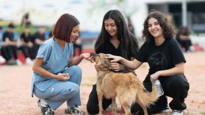 İngilizce Konuşma Kulübü Öğrencileri Pako’da Hayvanları Tanıdı