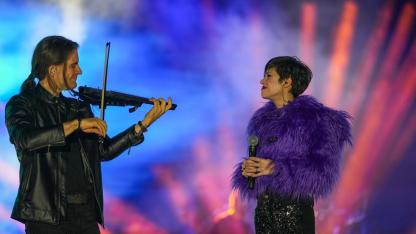 İzmir, Aydilge ile coştu