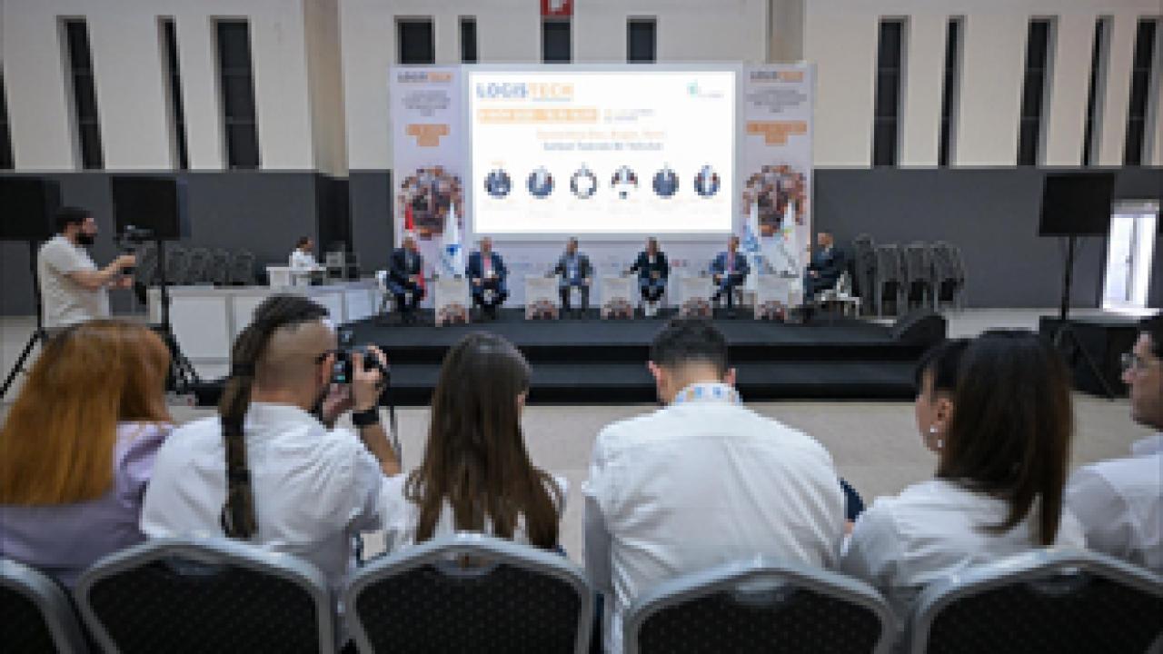 İzmir’in Denizcilik ve Lojistik Vizyonu LOGISTECH’te Masaya Yatırıldı