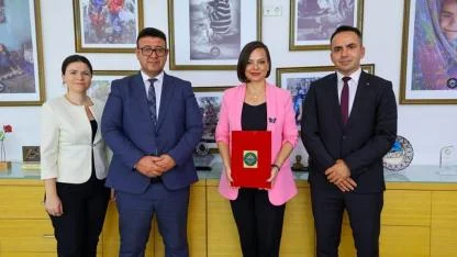 Karabağlar Belediyesi’nden İşçilere Rekor Promosyon!
