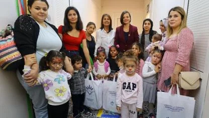 Karabağlar’da çocuklara oyunla öğrenme alanı