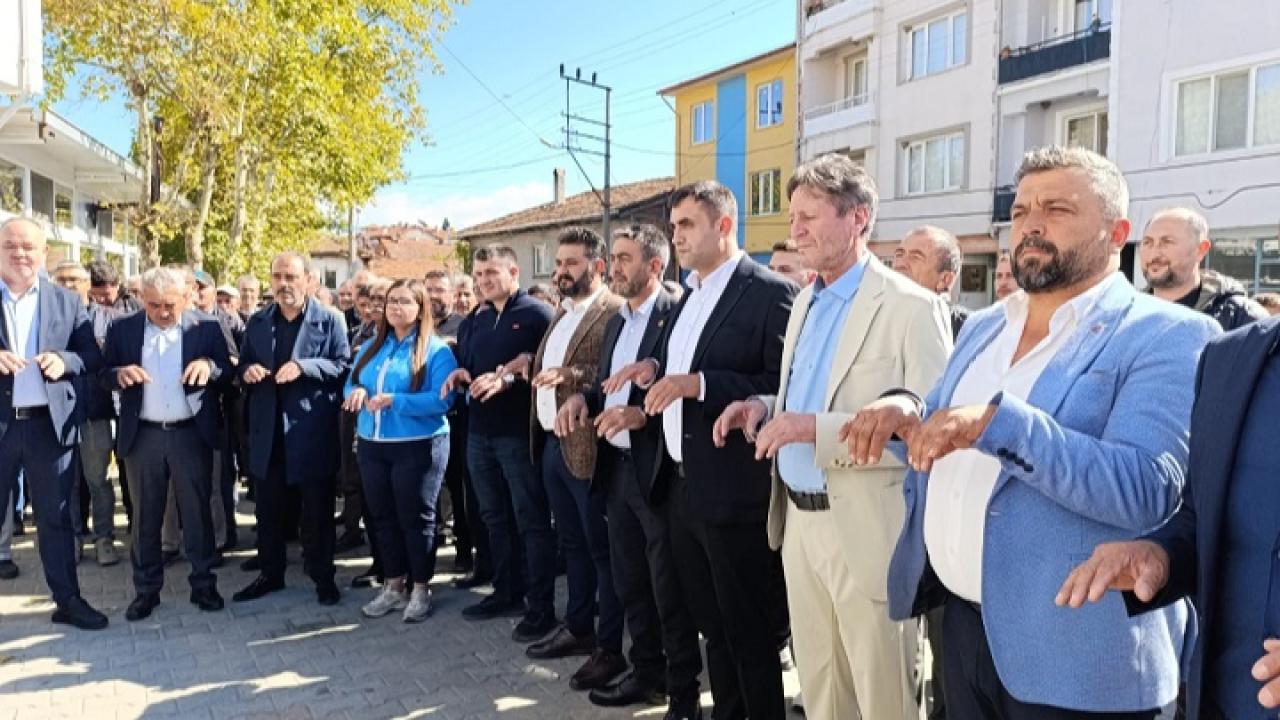 Kınık Mahallesi’nde On Binlerin Katıldığı Büyük Hayır ve Yağmur Duası