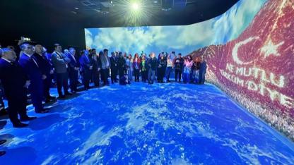 Menemen’de Cumhuriyet’e Özel Dijital Deneyim Merkezi Açıldı