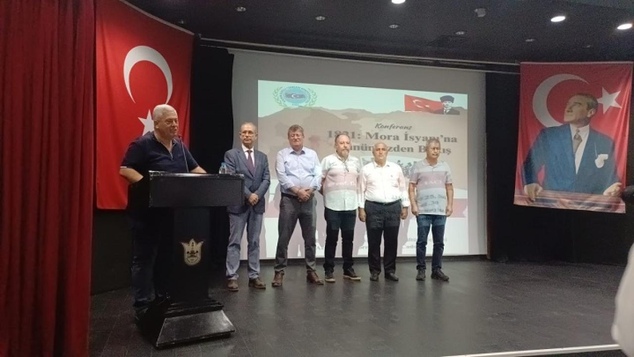 Mora Türkleri İzmir’de düzenlenen konferansla anıldı