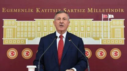 Selçuk Özdağ: “Bu Teklifte Ne Vatandaş Var Ne Vicdan”