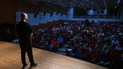 Yağmura Rağmen Kahkahalar Dinmedi