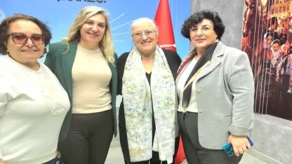 CHP İzmir’den “Eşit ve Eşitleyici Hizmet” Paneli