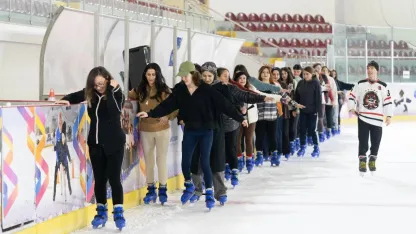 İzmir'de 'Buz Sporları Salonu' yeni sezona hazır