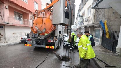 İzmir’de Sarı Kod Alarmı: Ekipler Teyakkuzda