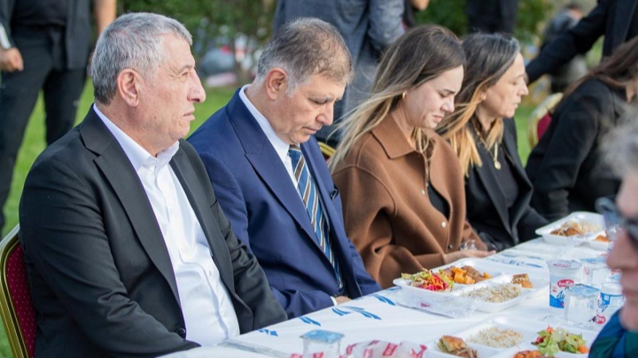 Başkan Tugay, Onur Günay İçin Düzenlenen Hayır Yemeğinde