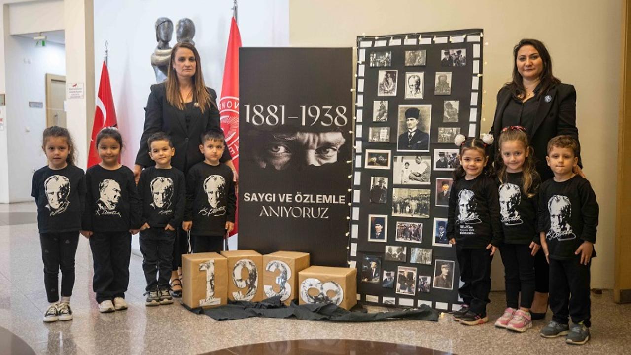 Bornova’da minik yüreklerden Atatürk’e anlamlı anma