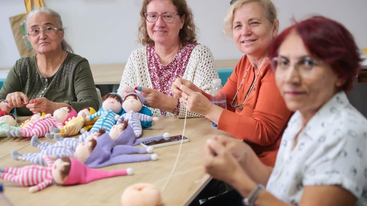 Buca Belediyesi’nden Lösemili Çocuklara Sevgi Dolu Destek