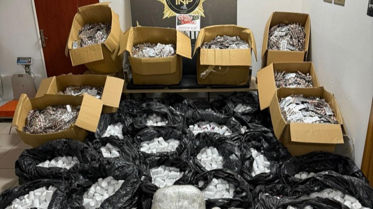 Buca’da Yüklü Miktarda Uyuşturucu Ele Geçirildi