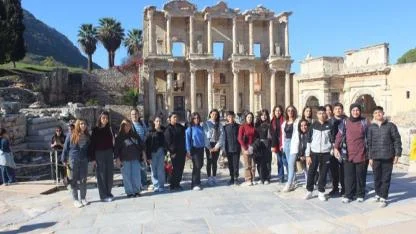 Büyükşehir’den Öğrencilere Kültür ve Sanat Desteği