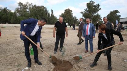 Çiğli’de Çocuk Hakları Bahçesi Açıldı