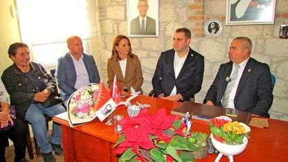 “Gerçek Sorunlara Odaklanarak İktidara Yürüyoruz”