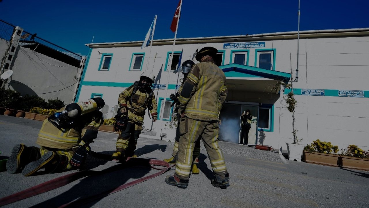 İzmir Büyükşehir’den Deprem ve Yangın Tatbikatı:
