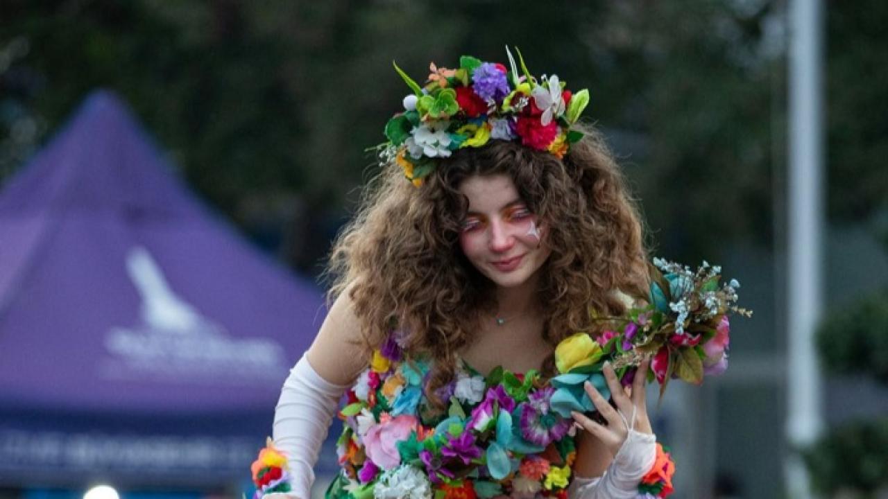 İzmir’de Balkon ve Bahçe Bitkileri Festivali Renkli Başladı