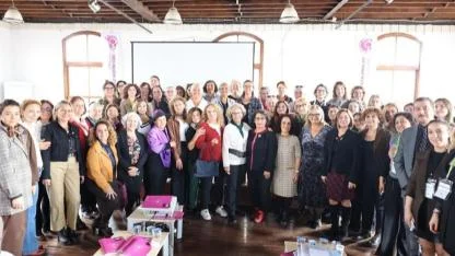 İzmir’de Kadınların Katılımıyla Güçlü Adımlar