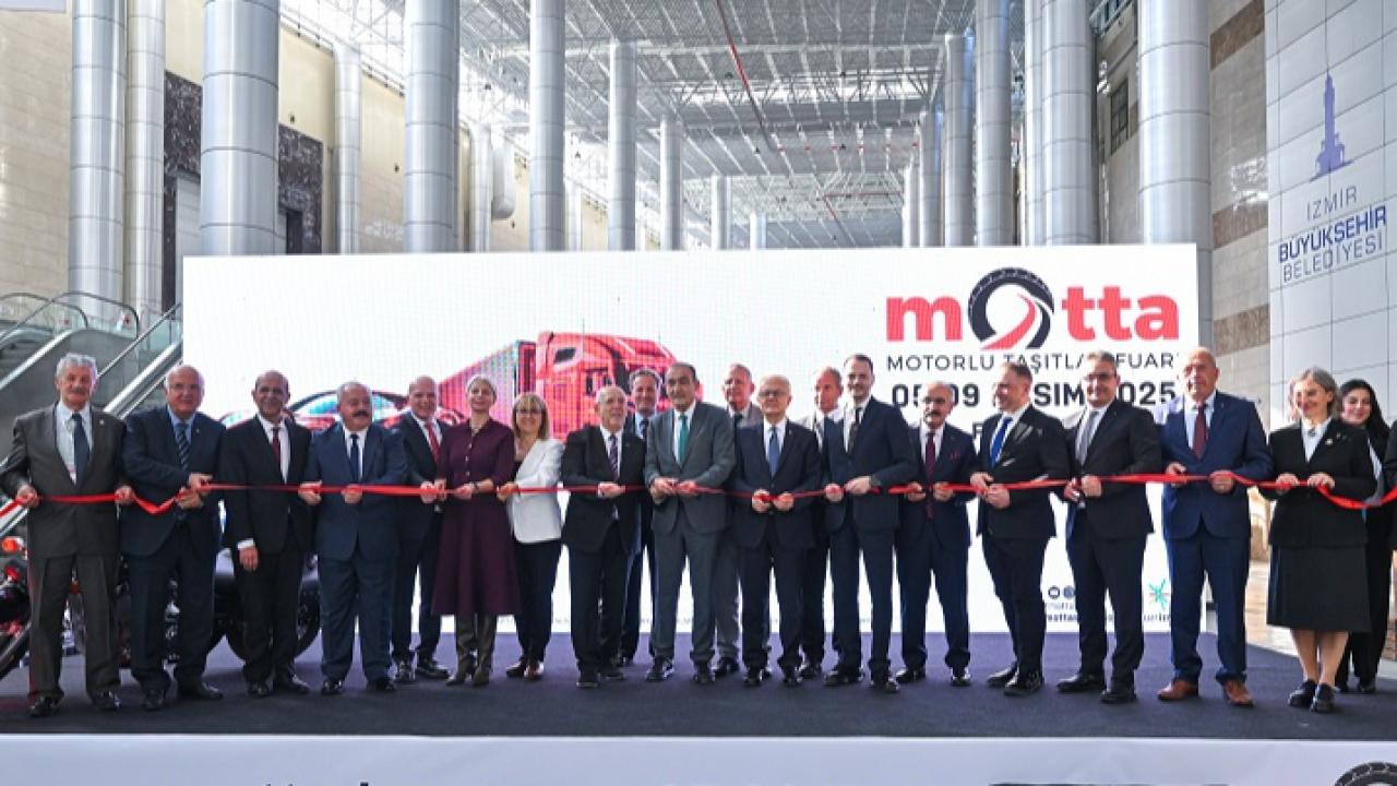 İzmir’de Motor Tutkunlarının Buluşma Noktas