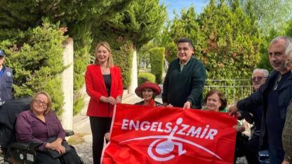 İzmir’den Engelliler İçin Bir “Kırmızı Bayrak” Daha