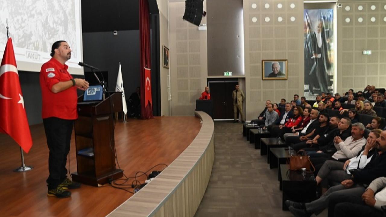 Karabağlar’da Afet Bilinçlendirme Eğitimi