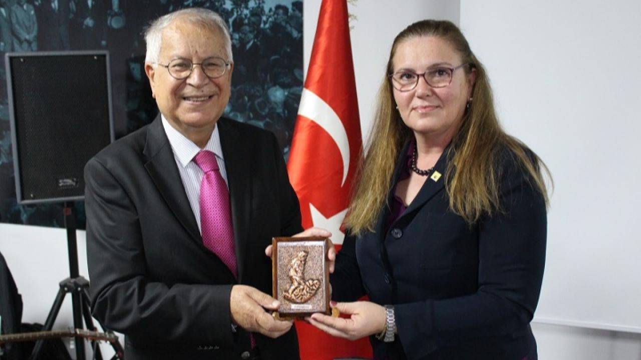 Kaymakçı’dan “Atatürk’ün Doğa Sevgisi ve Tarım” Konferansı