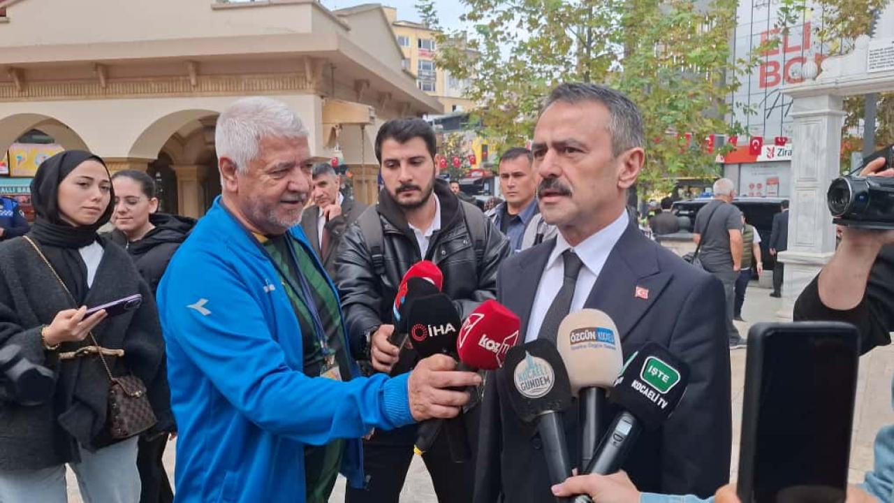 KİM KİME RACON KESİYOR? ŞU OKKALILARI BİR TANIYALIM!