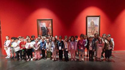 Küçük Eller Atatürk’ü Resimlerle Anıyor