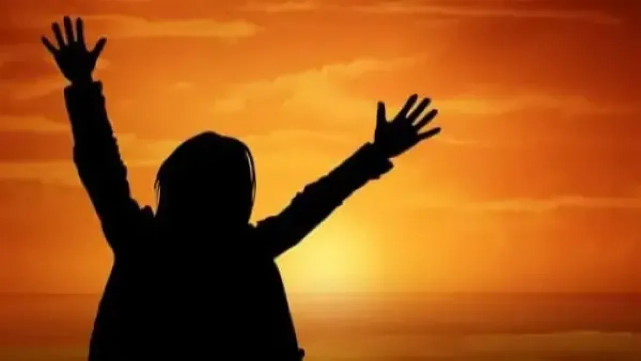 KURBAN EDİLEN IŞIK