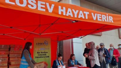LÖSEV’den Mutlu Et Paketleriyle Yıl Boyu Destek